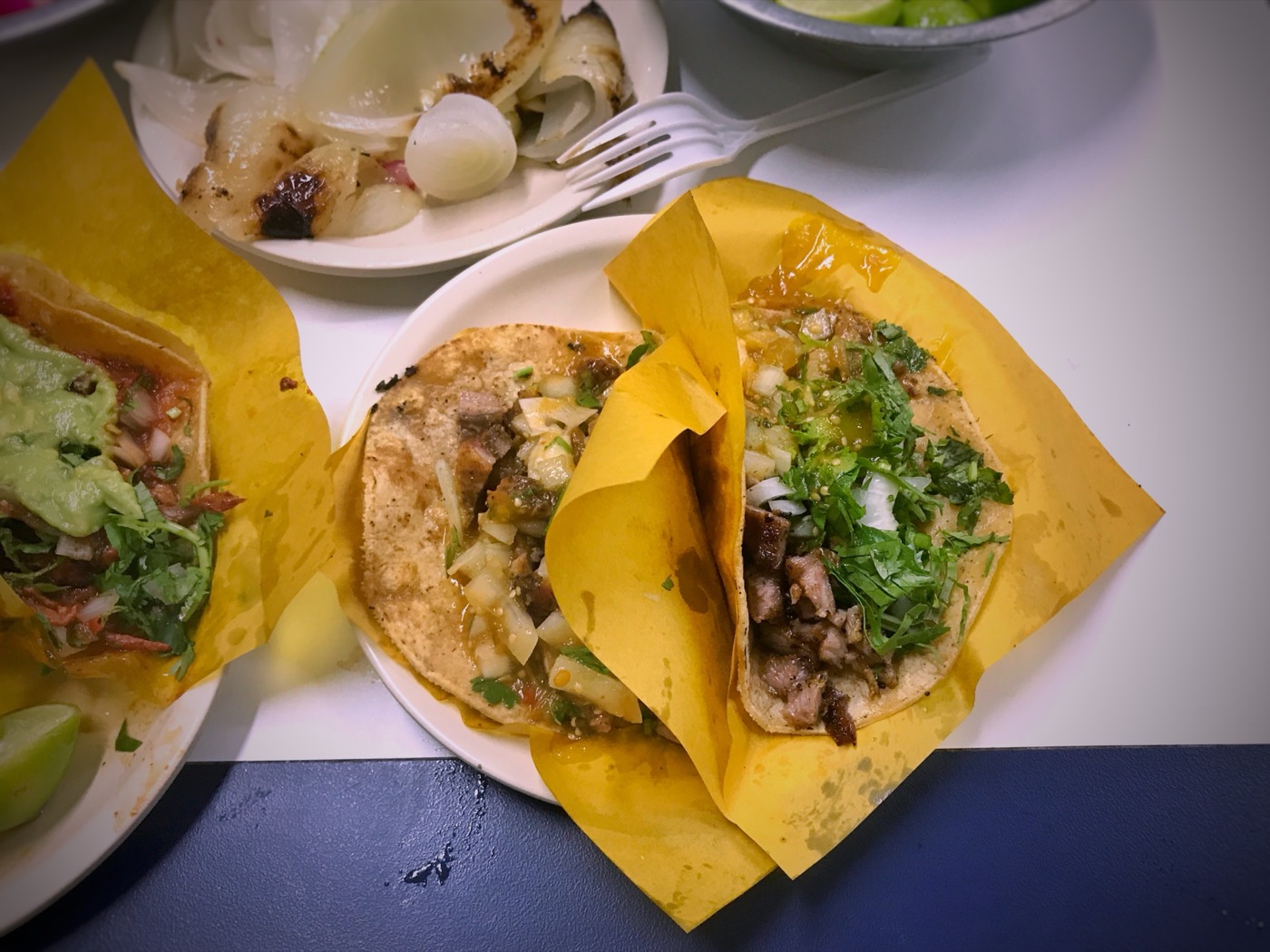 Los Mapaches taqueria tacos
