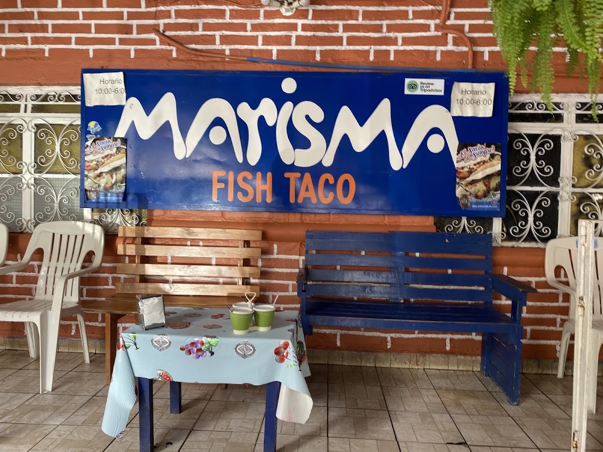 Marisma fish taco