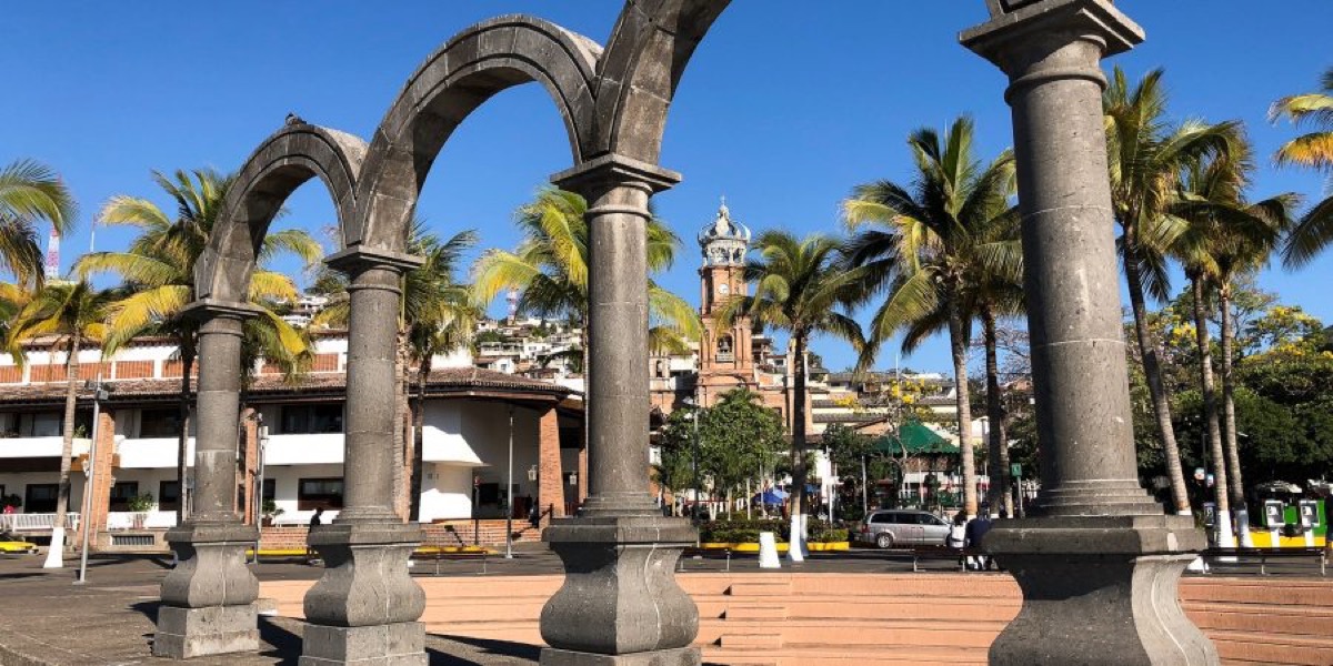 The Malecón arches in Puerto Vallarta